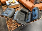 Lounge Chair naar het design van Charles en Ray Eames, Huis en Inrichting, Zo goed als nieuw, Hout, Ophalen
