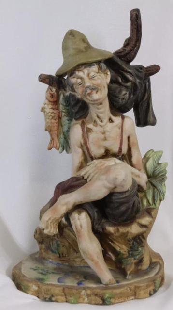 Capodimonte porselein sleeping fisherman beschikbaar voor biedingen