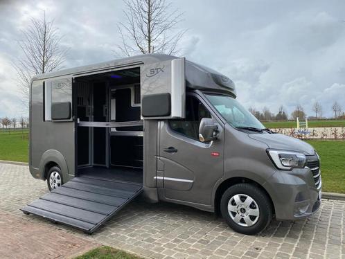 Te huur stx hengsten uitvoering, Dieren en Toebehoren, Paarden en Pony's | Trailers en Aanhangwagens, Zo goed als nieuw, Ophalen