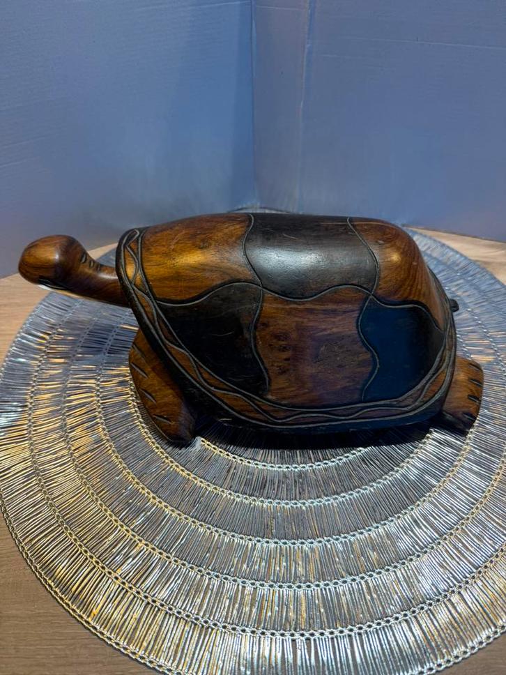 Torture sculptee en bois massif, Antiquités & Art, Antiquités | Plateaux, Enlèvement ou Envoi