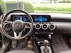 Mercedes-Benz CLA 180 1.3i/1steEig/64000km/Carplay/Trekhaak, Auto's, Mercedes-Benz, CLA, Zwart, 4 cilinders, Zwart