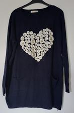 donkerblauwe trui met wit hart, Kleding | Dames, Truien en Vesten, Blauw, Maat 42/44 (L), Nieuw, Ophalen of Verzenden