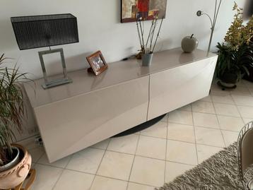 Buffet Roche Bobois Speed Up – Design Sacha Lakic – Couleur, 25 à 50 cm, Avec porte(s), 200 cm ou plus, Moins de 100 cm