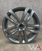 17'' Volkswagen Touran Salvador velg los BTW 5TA 601 025 G, Gebruikt, 17 inch, Ophalen of Verzenden, Band(en)