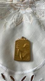 Oude medaille in de avond 1947, Postzegels en Munten