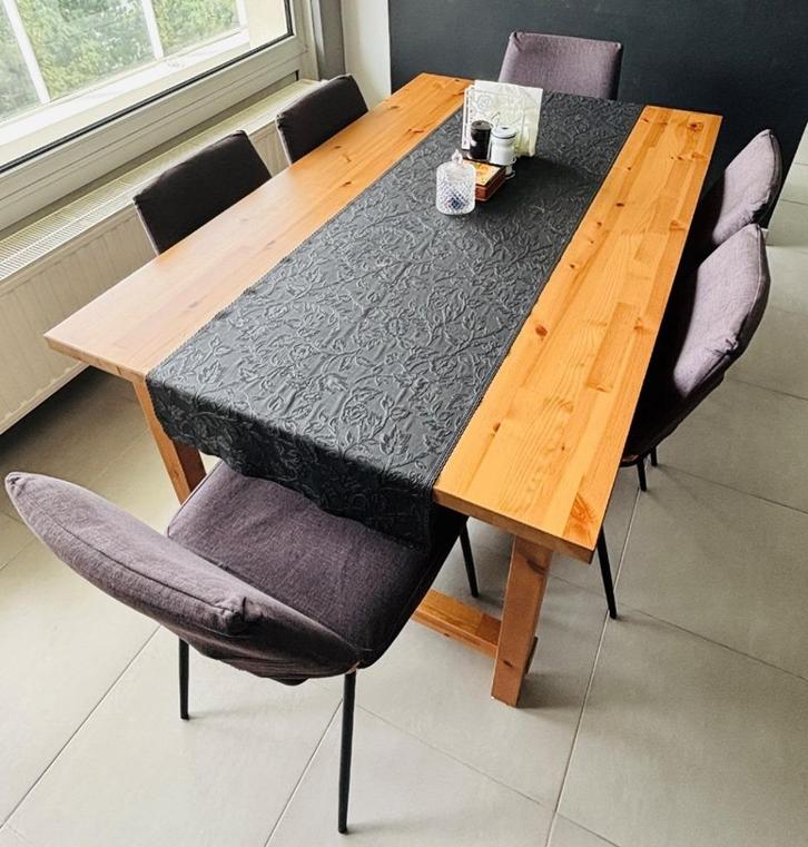 Sale: Dining Table, Huis en Inrichting, Tafels | Eettafels, Zo goed als nieuw, 150 tot 200 cm, 50 tot 100 cm, Vijf personen of meer