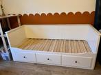 IKEA hemnes bed (1 of 2 personen), Huis en Inrichting, Ophalen, Wit, Tweepersoons, Zo goed als nieuw