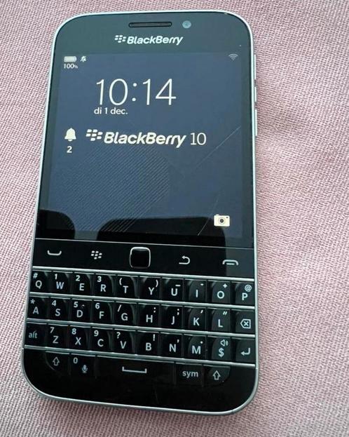 Comme le nouveau Blackberry Classic avec Telegram, YouTube e, Télécoms, Téléphonie mobile | Housses, Coques & Façades | Blackberry