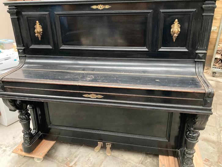 Buffetpiano, Muziek en Instrumenten, Piano's, Gebruikt, Piano, Zwart, Hoogglans, Ophalen