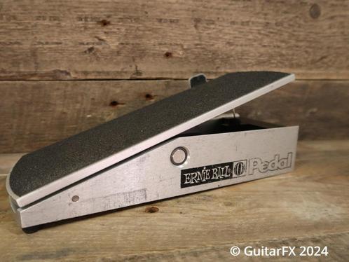 Ernie Ball Volume Pedal / Switch, Muziek en Instrumenten, Effecten, Gebruikt, Volume, Ophalen of Verzenden
