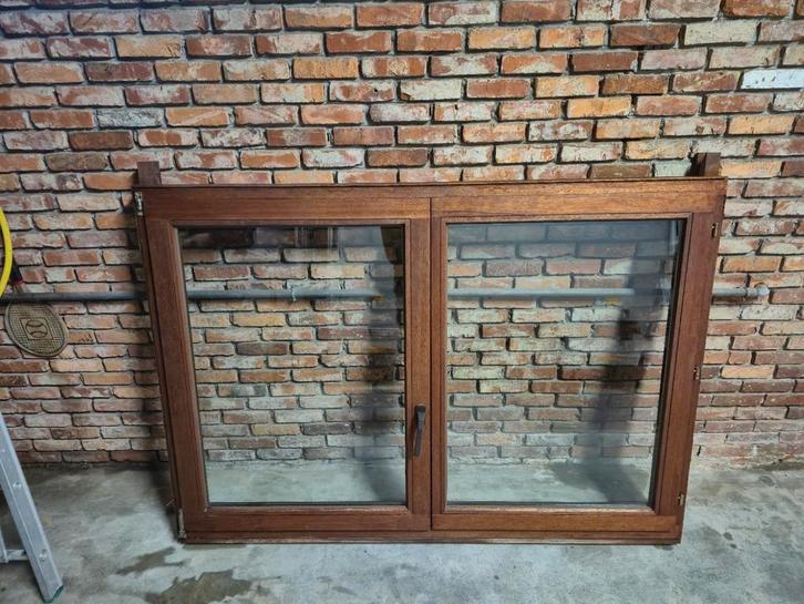 Meranti houten ramen 3stuks ! kip en zwaaivleugels, Doe-het-zelf en Bouw, Glas en Ramen, Zo goed als nieuw, Ophalen