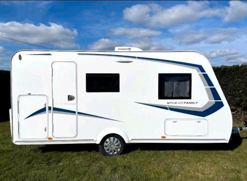 A vendre caravane Caravelair Alba Style 426 Family, Caravans en Kamperen, Caravans, Particulier, tot en met 5, 750 - 1000 kg, Caravelair