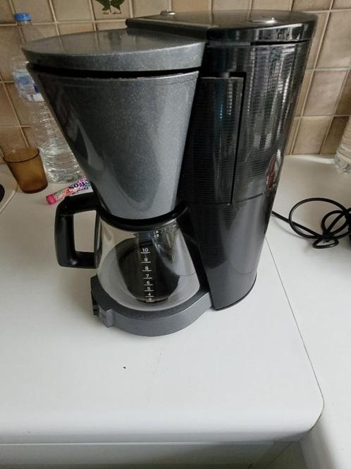 Braun koffiezetapparaat (kleur zwart), Electroménager, Cafetières, Utilisé, Café moulu, Cafetière, 4 à 10 tasses, Enlèvement ou Envoi