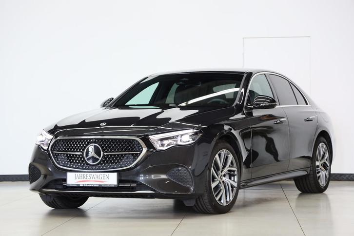 Mercedes-Benz E 300 e 4MATIC Avantgarde DISTRONIC 360cam M, Auto's, Mercedes-Benz, Bedrijf, Te koop, E-Klasse, 360° camera, 4x4
