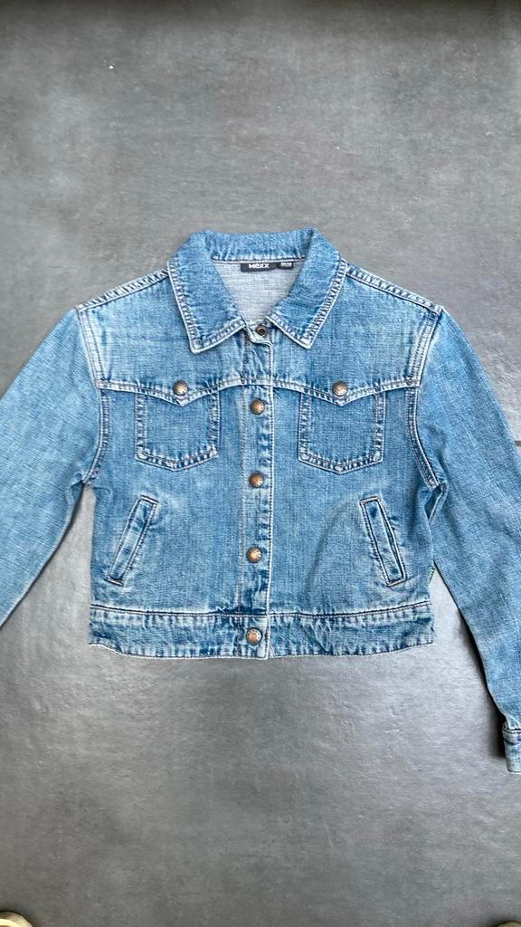 345: jeansvestje Mexx maat 134/140, Kinderen en Baby's, Kinderkleding | Maat 134, Zo goed als nieuw, Ophalen of Verzenden