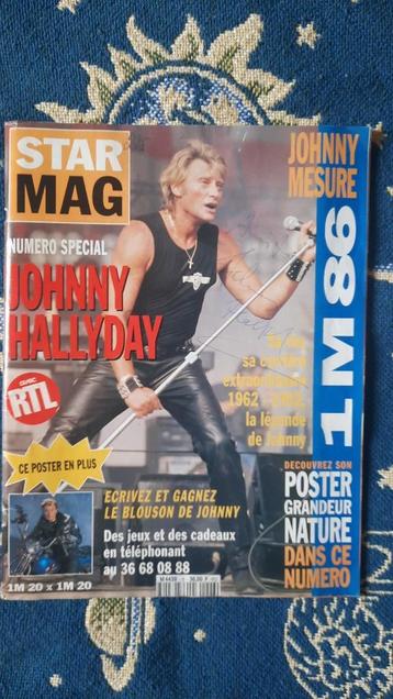 Magazine Star Mag Johnny Hallyday dédicacé 