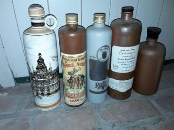 Stenen jenever kruiken beschikbaar voor biedingen