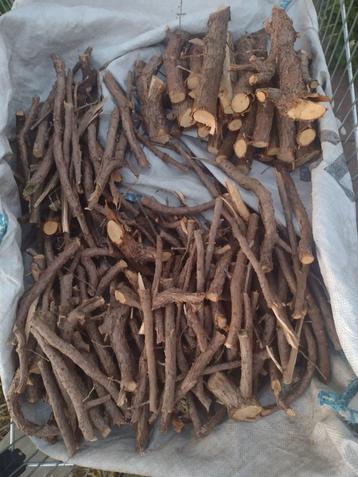 BOIS D'ALLUMAGE NATUREL  beschikbaar voor biedingen