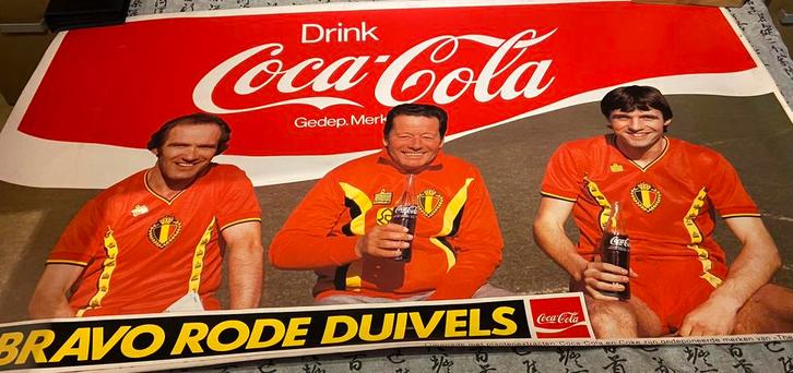 Plastic banner rode duivels wk 1982, Verzamelen, Sportartikelen en Voetbal, Nieuw, Poster, Plaatje of Sticker, Ophalen of Verzenden