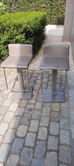 2 Barkrukjes kwartsgrijs/taupe, Huis en Inrichting, Barkrukken, Ophalen, Gebruikt, 60 tot 90 cm, 2 krukken