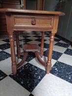Haltafeltje, Huis en Inrichting, Tafels | Sidetables, Ophalen, Overige materialen, Gebruikt, Vierkant
