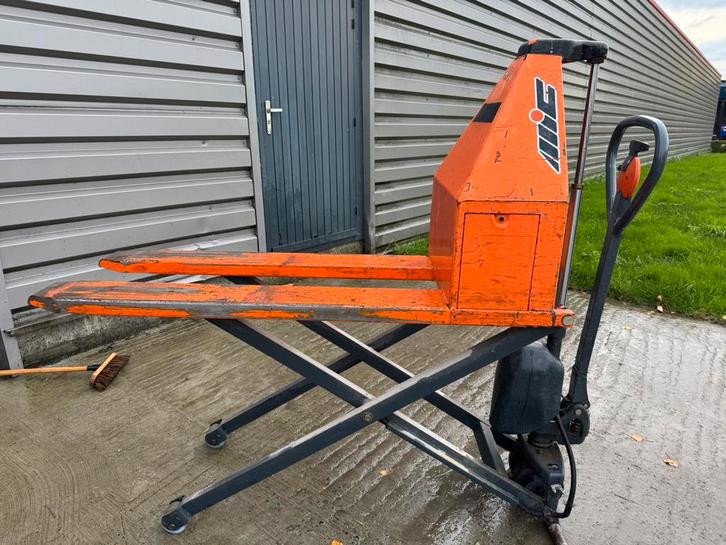 Kavel voor professionele evenementen, ambachtslieden, enz., Zakelijke goederen, Machines en Bouw | Heftrucks en Intern transport