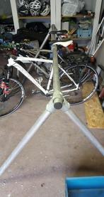 Fietsstaander groot staander 200cm max 7 fietsen, Fietsen en Brommers, Ophalen, Gebruikt
