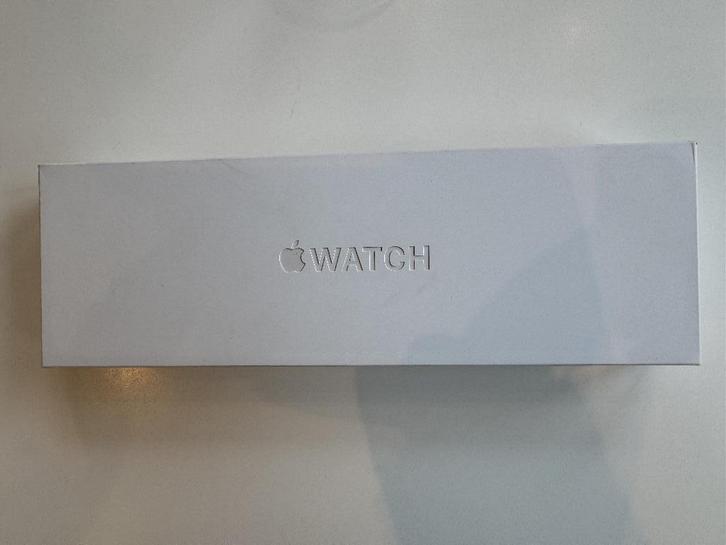 Apple Watch Series 11 42 mm – Neuve, jamais utilisée, Bijoux, Sacs & Beauté, Montres connectées, Neuf, iOS, Noir, Distance, Bandage calorique