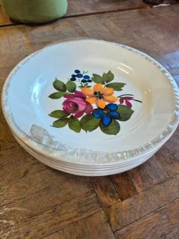 6 vintage borden beschikbaar voor biedingen