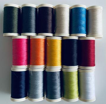 Duet naaigaren 16 x 150 meter - basiskleuren - NIEUW beschikbaar voor biedingen