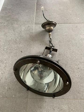 Industriële hanglamp I Zware kwaliteit beschikbaar voor biedingen