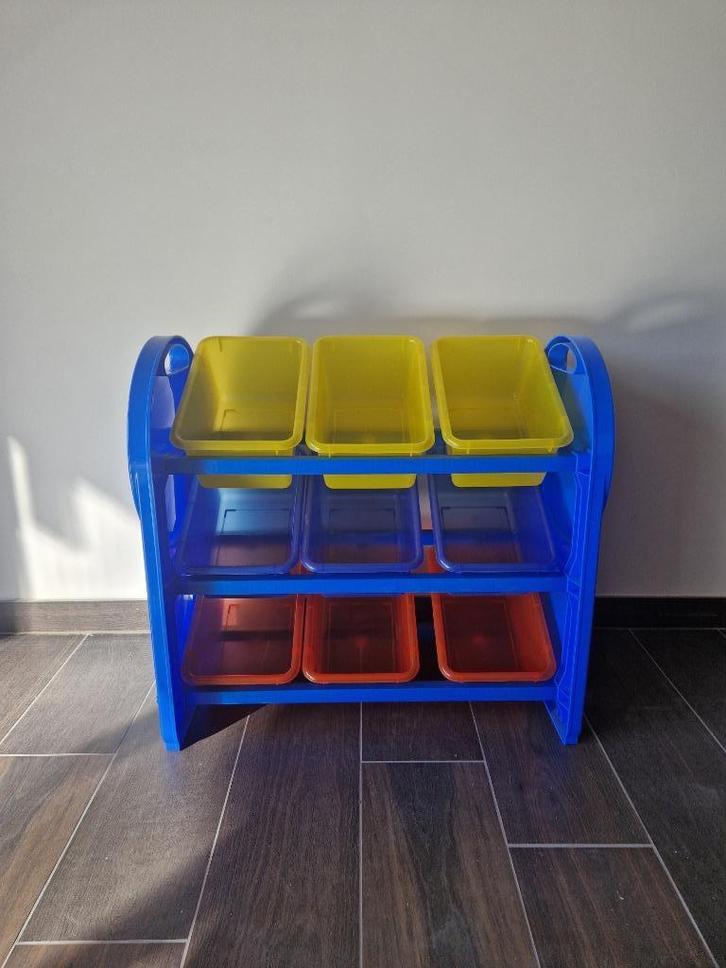 Etagère avec bacs de rangement (jouets ou autre), Enfants & Bébés, Chambre d'enfant | Commodes & Armoires, Utilisé, Armoire, Moins de 90 cm