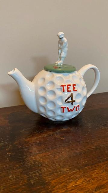 Theepot golf beschikbaar voor biedingen