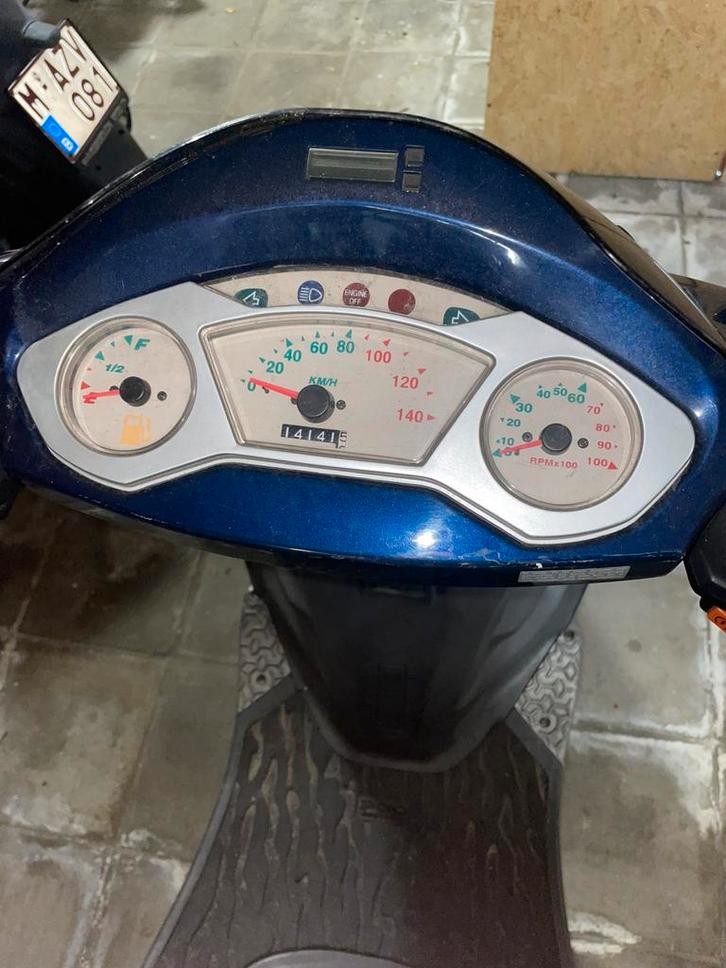 Motor, Fietsen en Brommers, Scooters | Vespa, Gebruikt, Overige modellen, Klasse B (45 km/u), Benzine, Ophalen