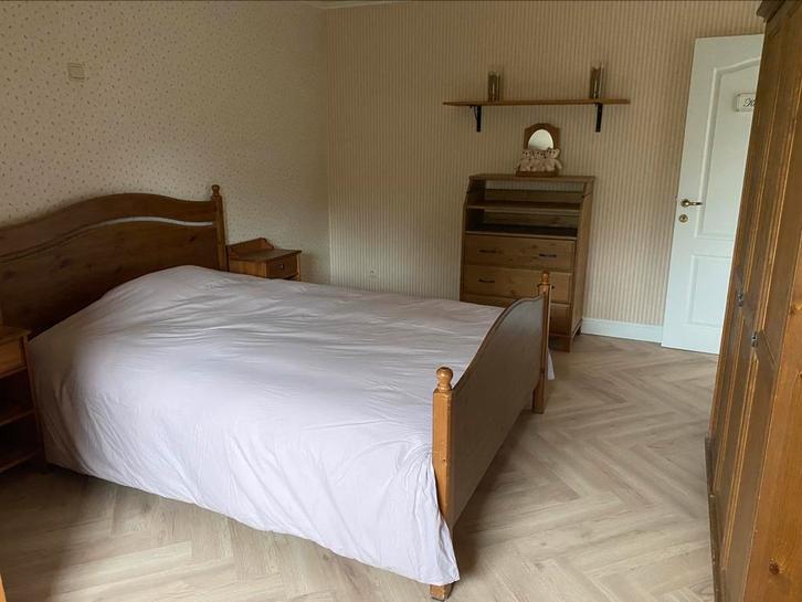 Meegroei slaapkamer in grenenhout, Huis en Inrichting, Slaapkamer | Complete slaapkamers, Zo goed als nieuw, Tweepersoons, Ophalen