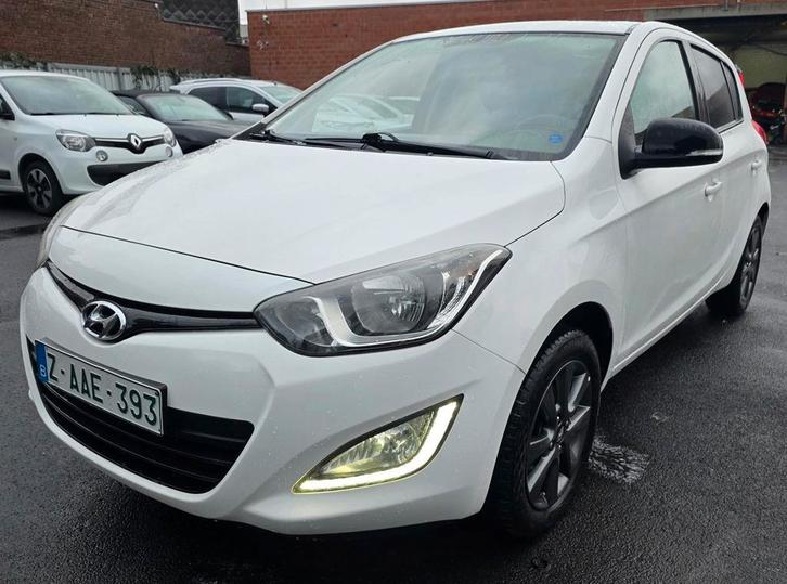 Hyundai i20 GO Editie met open dak!, Auto's, Hyundai, Bedrijf, Te koop, i20, ABS, Airbags, Airconditioning, Bluetooth, Centrale vergrendeling