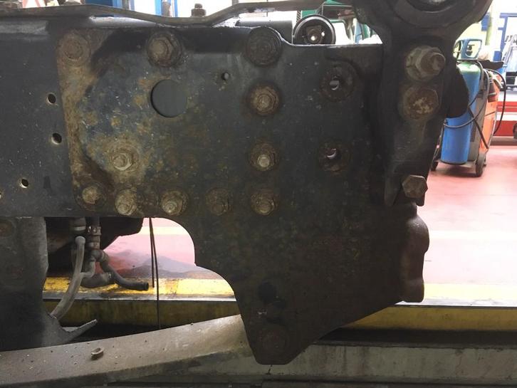 Steun Chassis Volvo FL, Auto-onderdelen, Vrachtwagen-onderdelen, Volvo, Ophanging en Onderstel, Gebruikt