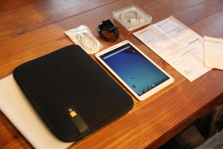 Samsung tablet, Computers en Software, Android Tablets, Nieuw, Wi-Fi en Mobiel internet, 9 inch, 16 GB, Gps, Uitbreidbaar geheugen