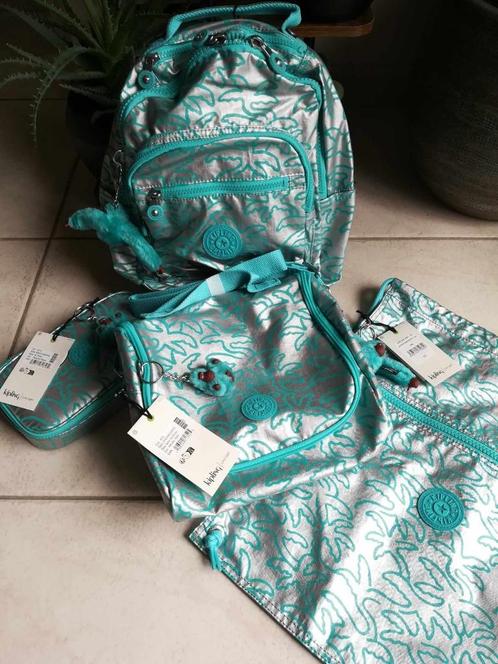 Cartable + plumier + sac lunch+ sac piscine Kipling NEUF, Handtassen en Accessoires, Tassen | Schooltassen, Nieuw, Aktetas of Boekentas