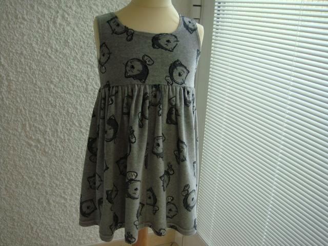 Robe velours fin "Petit Boy" 4 ans, Kinderen en Baby's, Kinderkleding | Maat 110, Zo goed als nieuw, Meisje, Jurk of Rok, Ophalen of Verzenden