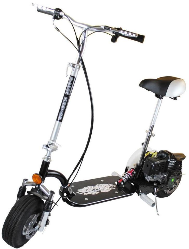 Uiterst Handige En Zuinige 49cc Benzine Step /Scooter. 33kg., Fietsen en Brommers, Steps, Nieuw, Ophalen of Verzenden
