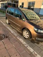 Volkswagen Touran 1.2 benzine 7-zits, model 2011, 164.000, Auto's, Bruin, 7 zetels, Overige kleuren, 5 deurs
