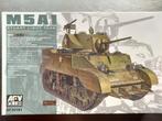 M5A1 STUARTlight tank, AFV club, 1/35, Hobby en Vrije tijd, Modelbouw | Auto's en Voertuigen, Ophalen of Verzenden, Nieuw, Tank