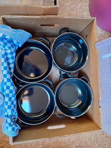 Professionele Mosselkommen 7 stuks beschikbaar voor biedingen