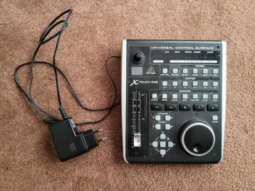 Controleur Behringer X-TOUCH ONE, Enlèvement, Comme neuf