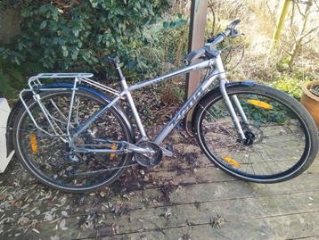 Kona Dew (maat 48) beschikbaar voor biedingen