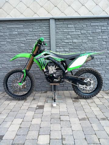 Kawasaki kxf 450 nieuw!  beschikbaar voor biedingen