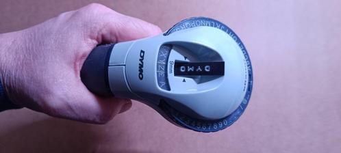 Dymo Omega handmatige etiketteermachine + 5 rollen tape NIEU, Computers en Software, Labelprinters, Nieuw, Tape-label, Ophalen