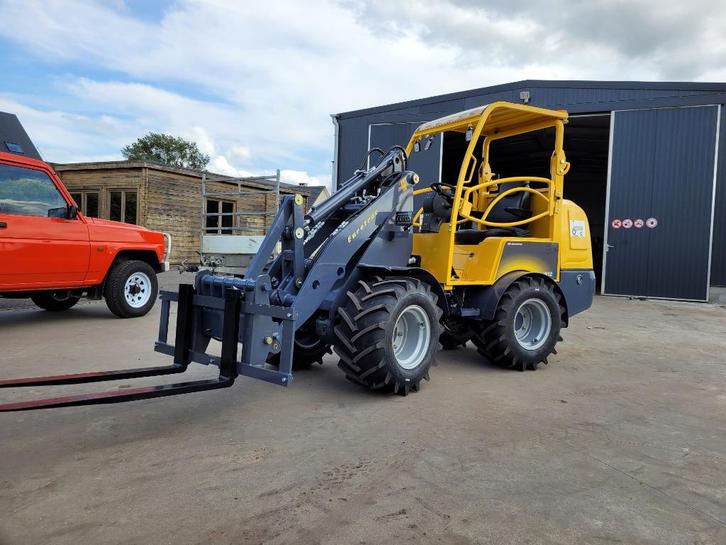 Eurotrac kniklader wiellader, Zakelijke goederen, Machines en Bouw | Kranen en Graafmachines, Wiellader of Shovel, Ophalen of Verzenden