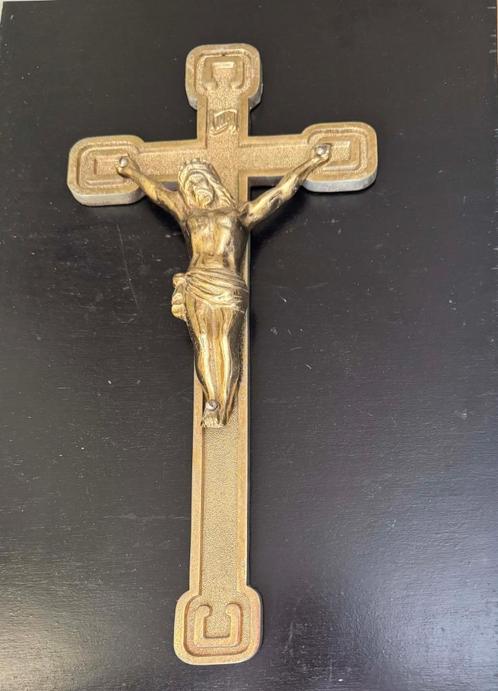 Antiek – klassiek kruisbeeld–vermoedelijk in messing – H 4, Antiek en Kunst, Antiek | Religieuze voorwerpen, Ophalen of Verzenden